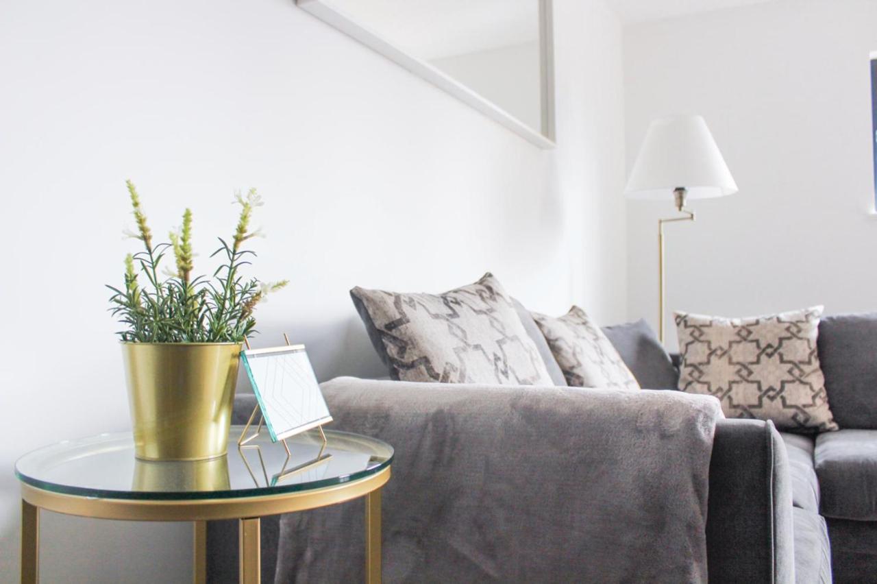 Modern 2 Bed Apartment With Central Location เบอร์มิงแฮม ภายนอก รูปภาพ